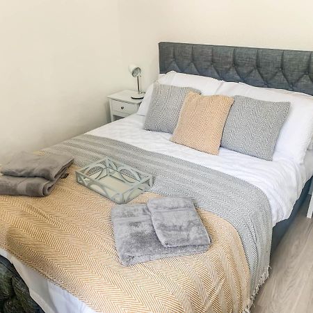 The Rosebery Retreat By The Castle 1-Bed Apartment Inverness Extérieur photo