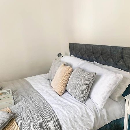 The Rosebery Retreat By The Castle 1-Bed Apartment Inverness Extérieur photo