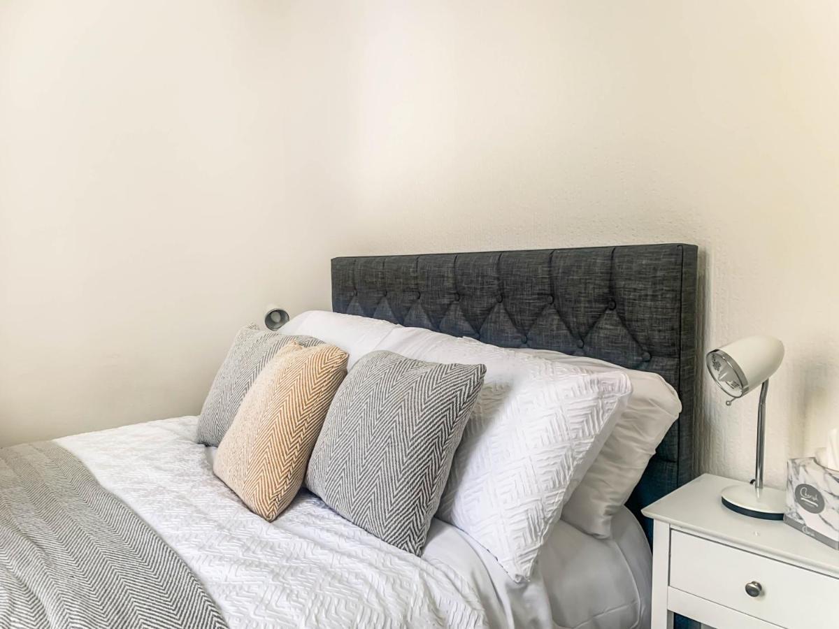 The Rosebery Retreat By The Castle 1-Bed Apartment Inverness Extérieur photo