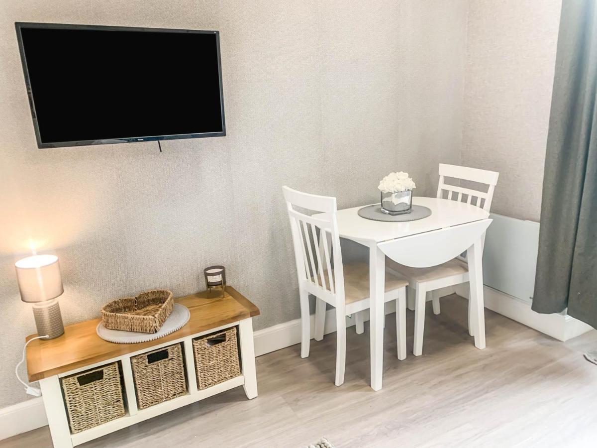 The Rosebery Retreat By The Castle 1-Bed Apartment Inverness Extérieur photo